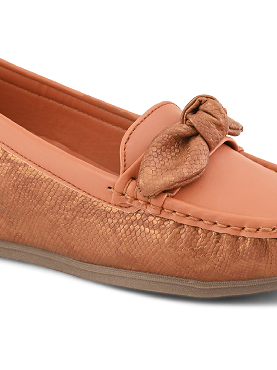 Elegant Bow with Snake-Print Loafers