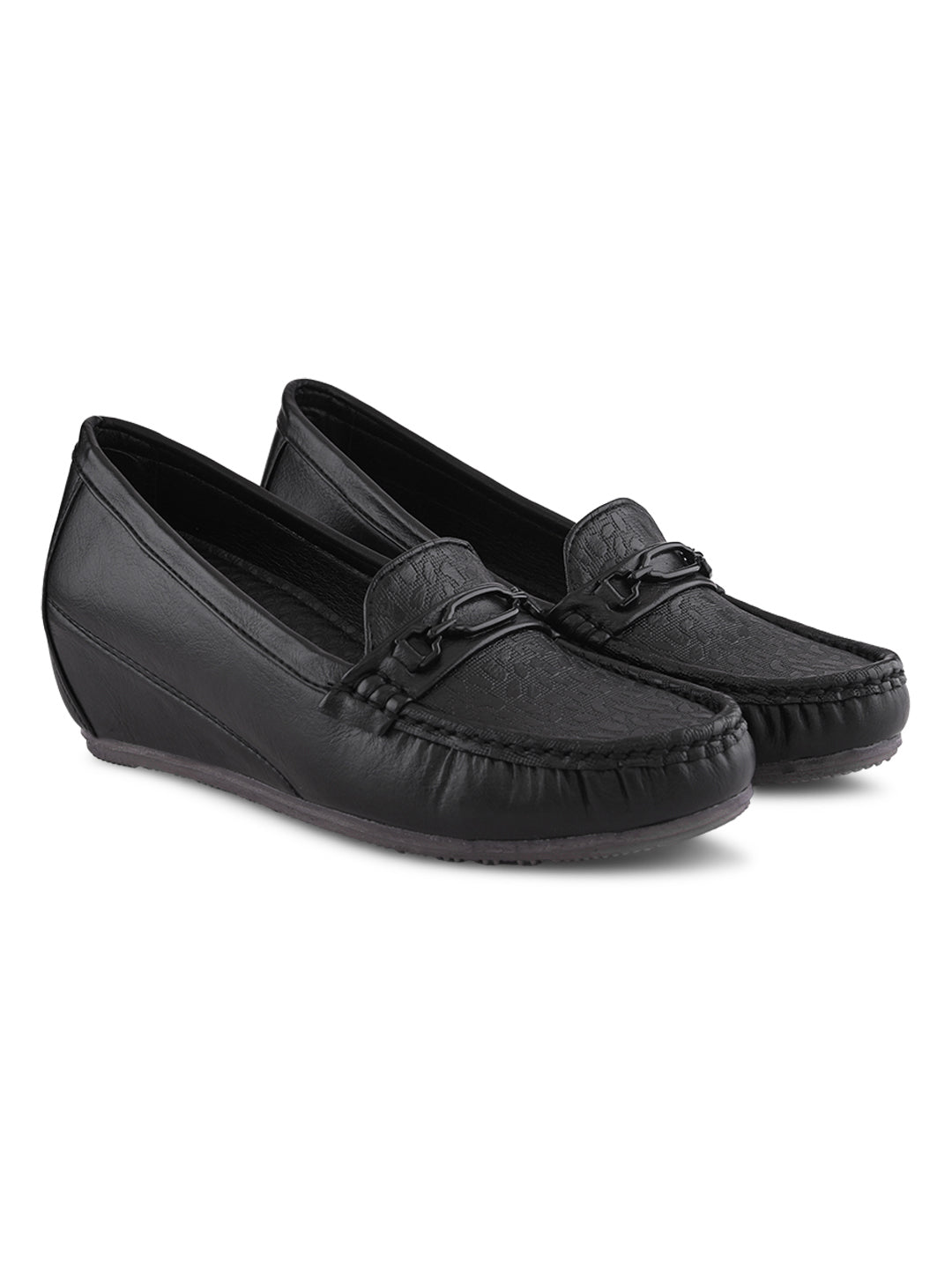 Classic Textured Vamp Buckle Detail Wedge Loafers