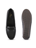Classic Textured Vamp Buckle Detail Wedge Loafers