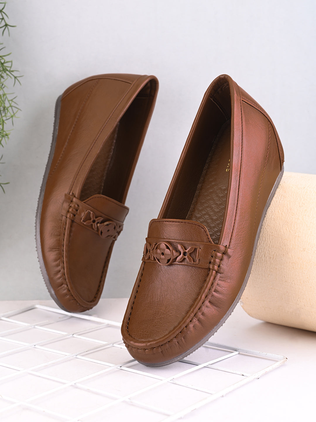 Classic Buckle Accent Comfort Wedge Heel Loafers