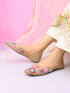 Ethnic Floral Beadwork Slip-On Juttis
