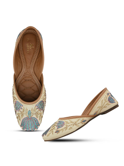 Flat Soft , Comfortable & Fancy Punjabi Jutti