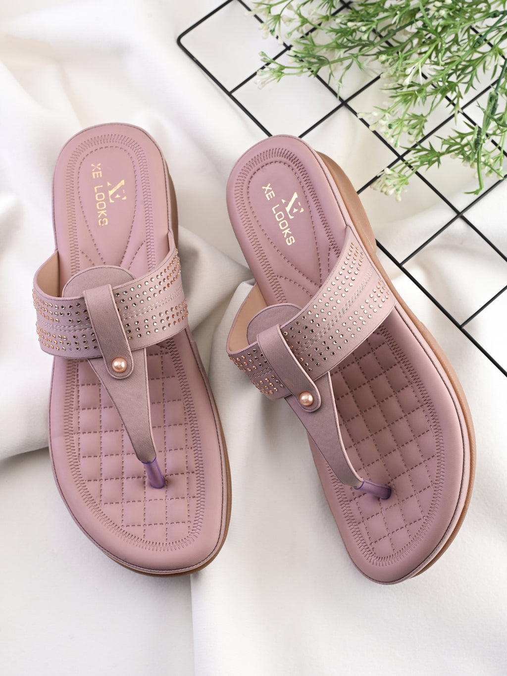 Lightweight Everyday Wear Embellished Comfort  Slippers