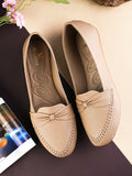 Elegant Design With A Stylish Knot Bellies
