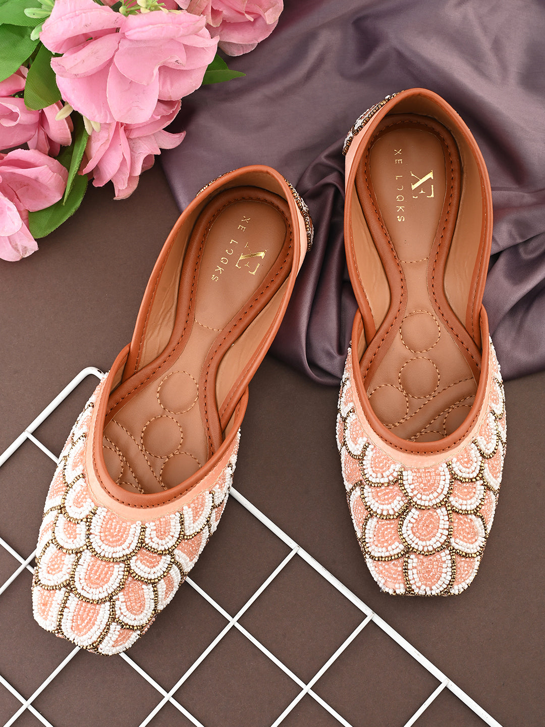 Ethnic Pearl & Bead Handcrafted Punjabi Juttis