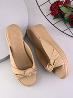 Stylish Knot Design Slip-On Wedge Sandal