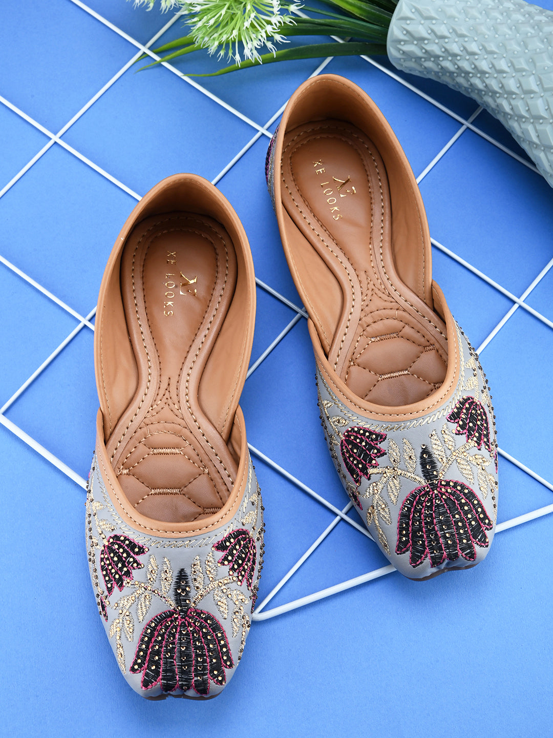 Flat Soft , Comfortable & Fancy Punjabi Jutti