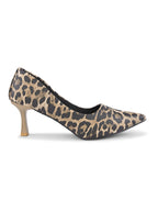Animal Print Pointed Toe Cushioned Slip-On Pumps