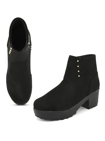 Comfortable & Fashionable Boots With Zip Closure