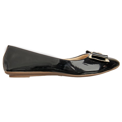 Classic & Timeless Patent Leather Flat Ballerinas With Buckle Design