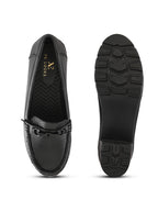 Textured Buckle Accent Chunky Platform Block Heel Loafers