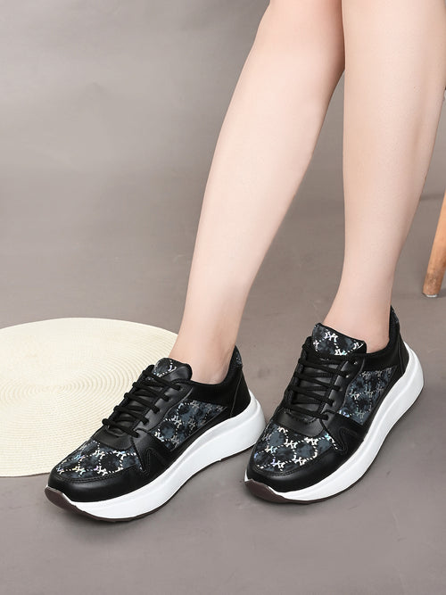 Attractive & lightweight Soft lace up Sneaker Shoes