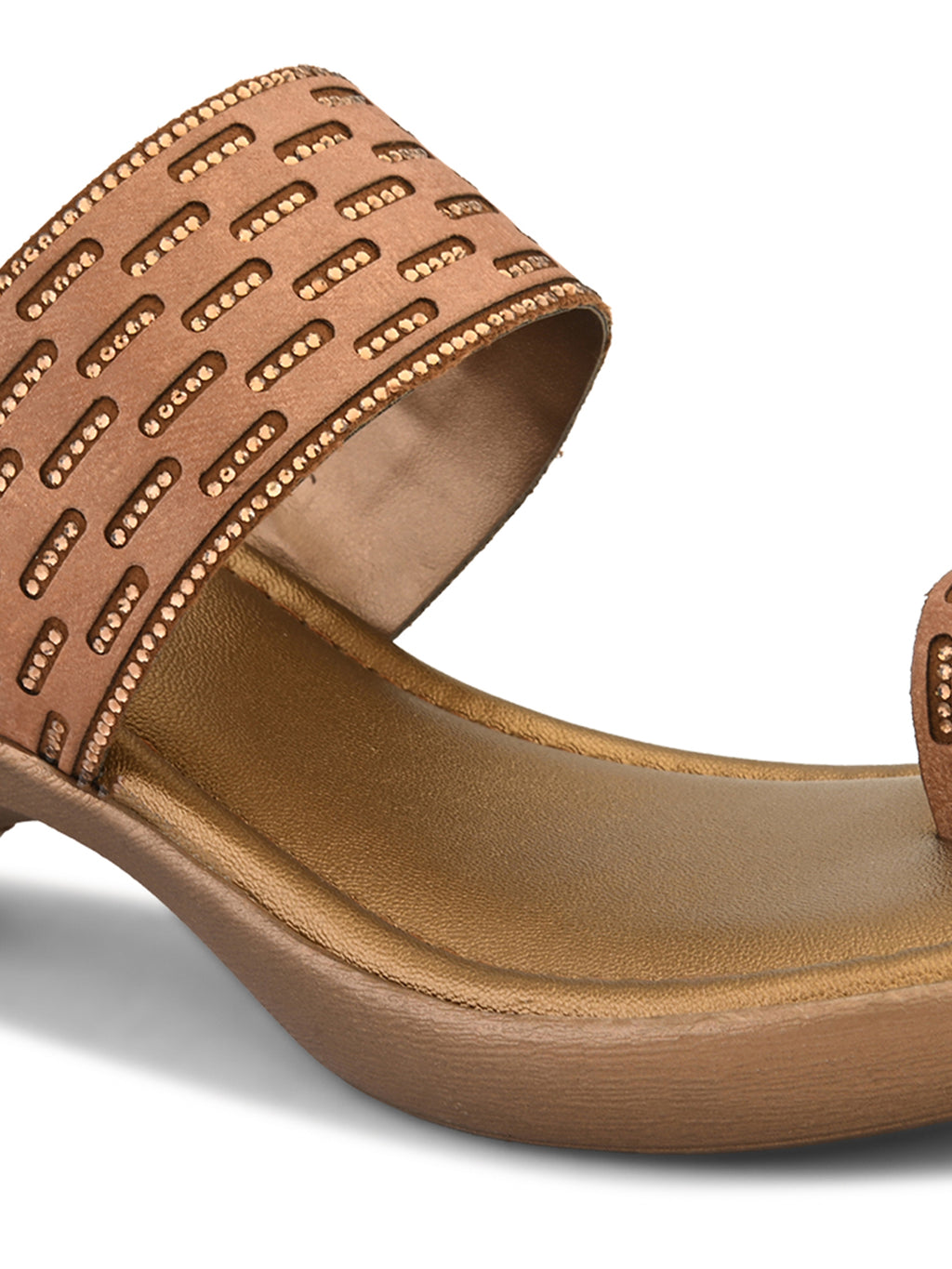 Wedge Toe-Ring Sandals Perforated Pleated Upper Strap