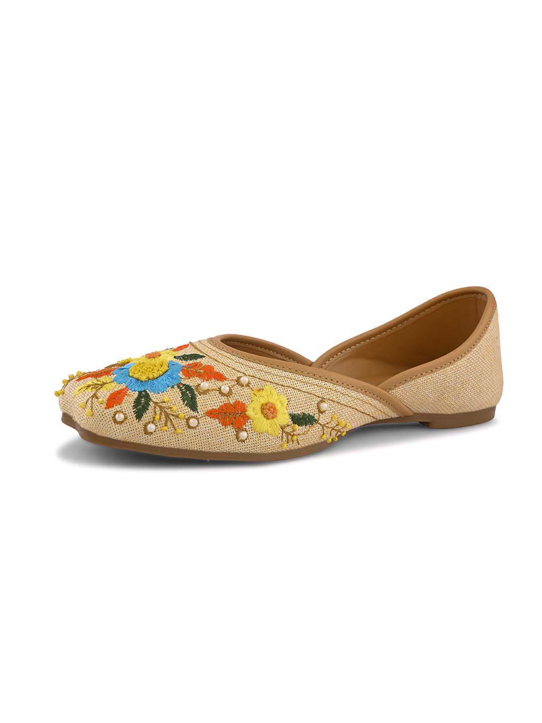 Traditional Floral Beaded Ethnic Juttis