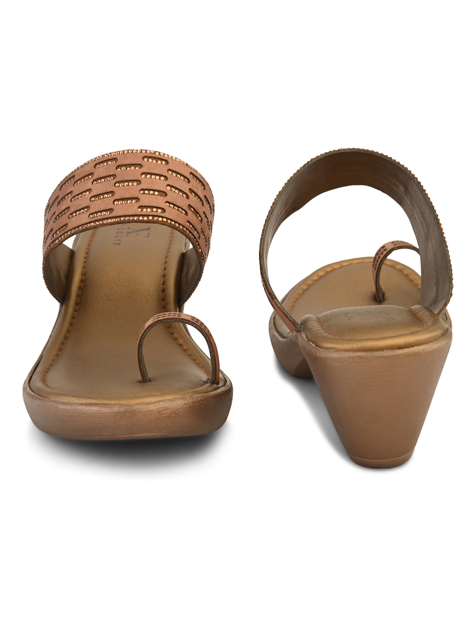 Wedge Toe-Ring Sandals Perforated Pleated Upper Strap