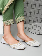 Traditional Handcrafted Punjabi juttis