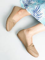 Elegant Design With A Stylish Knot Bellies