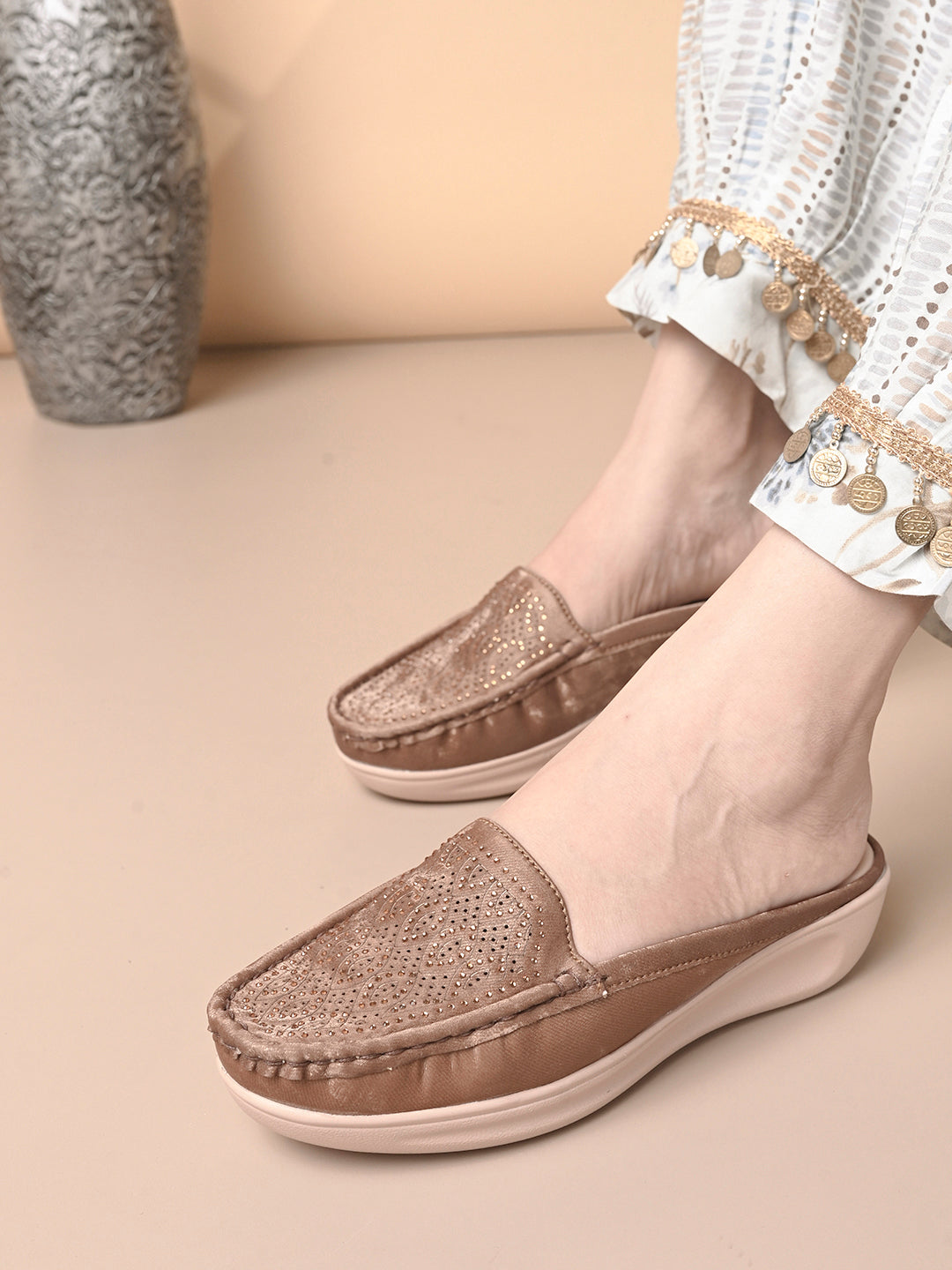 Flat Mule –Elegant Slip-On Mules with Cushioned