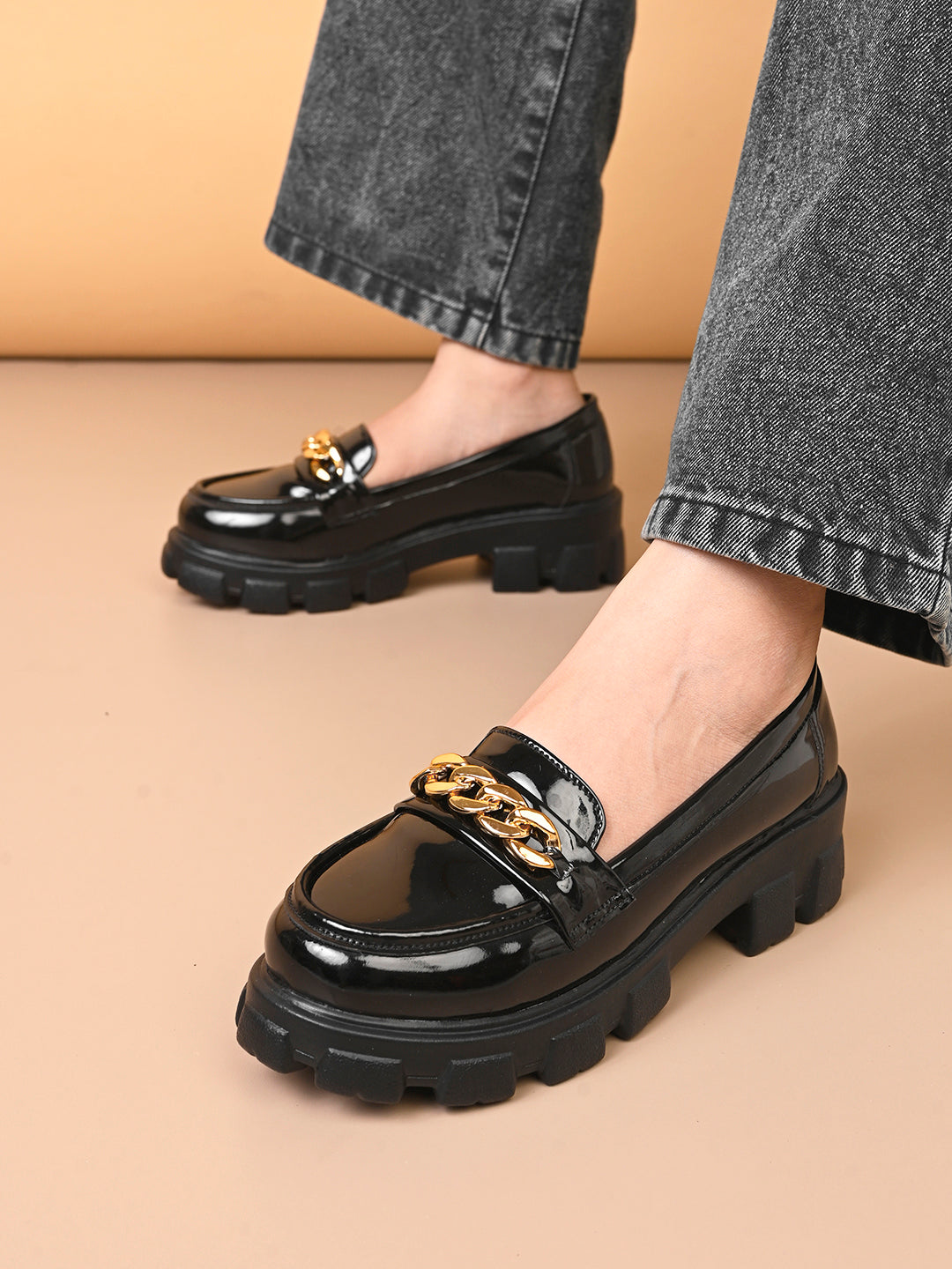 Glossy  Loafers with Chunky Sole and Gold Chain Accent