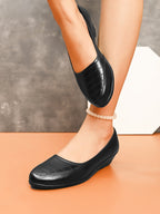 Stylish Ravishing Design Casual Ballerinas