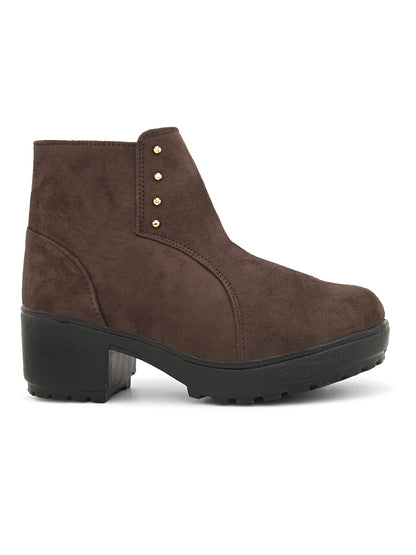 Comfortable & Fashionable Boots With Zip Closure