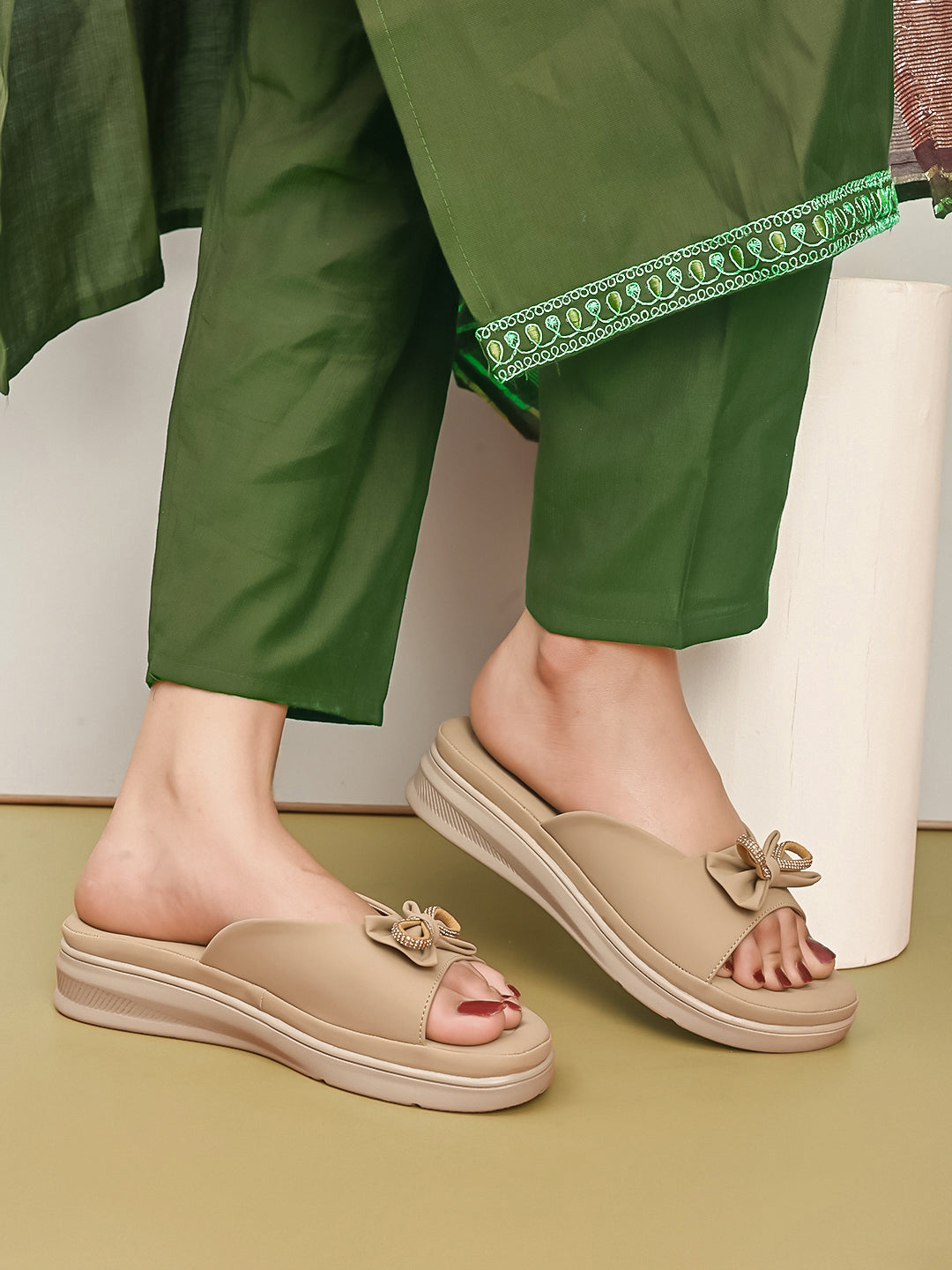 Sparkling bow embellishment Platform Slipper
