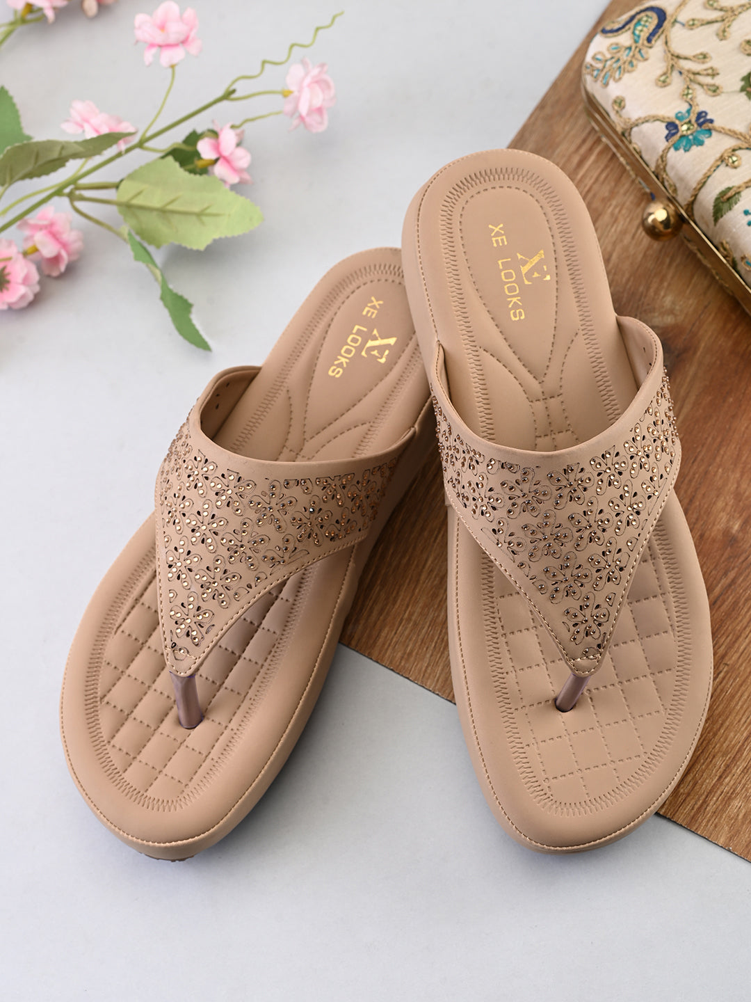 Soft Toe-Ring  Embellished Comfort Wedge Slippers