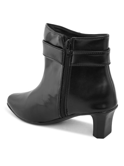 Comfortable & Stylish Zipper Black Boots