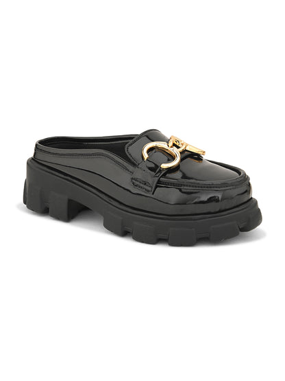 Trendy  Slip-On Loafers with Black Sole and Metal Accent