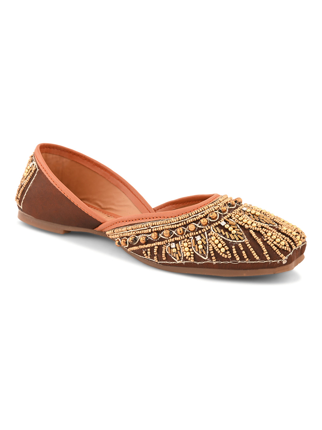 Handcrafted Traditional Design Punjabi Juttis