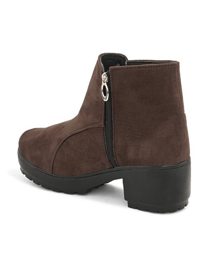 Comfortable & Fashionable Boots With Zip Closure