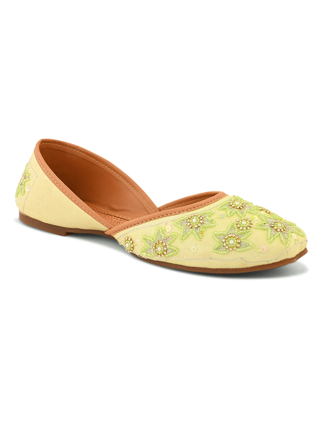 Handcrafted Embroidered Punjabi Juttis