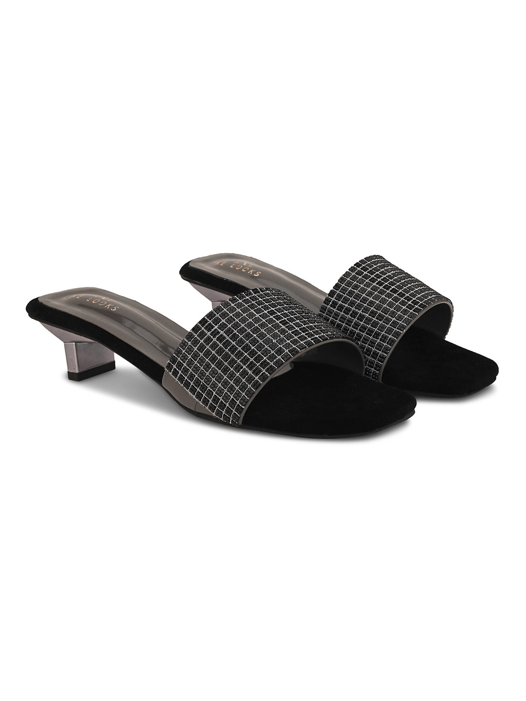 Sophisticated & Classy Grid Design Flat Slippers