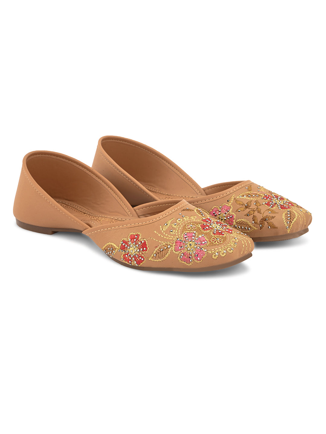 Embroidered Floral Pattern Traditional Juttis