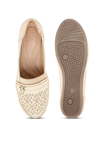 Comfortable & Trendy Slip-On Ballerians