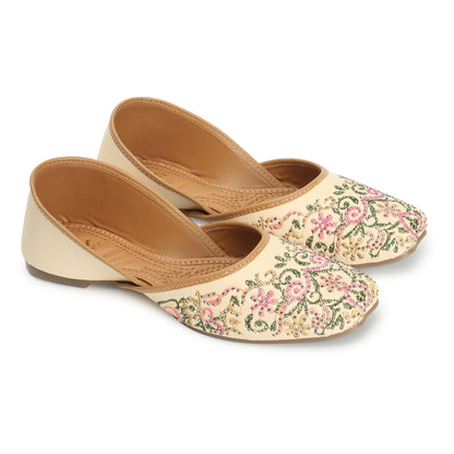 Ethnic Design Comfortable & Fancy Embroidered Punjabi Juttis