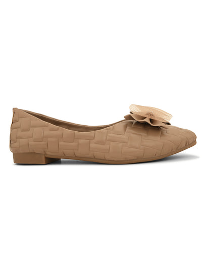 Textured Flats with Mesh Bow – Elegant Design, Comfortable Fit