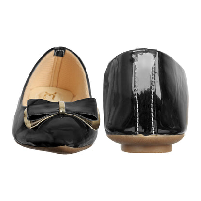 Classic & Timeless Patent Leather Flat Ballerinas With Buckle Design