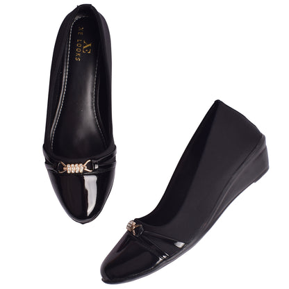 Classic & Graceful Ballerinas with Stylish Buckle