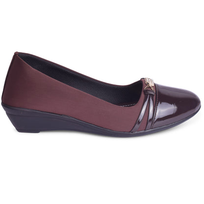 Classic & Graceful Ballerinas with Stylish Buckle