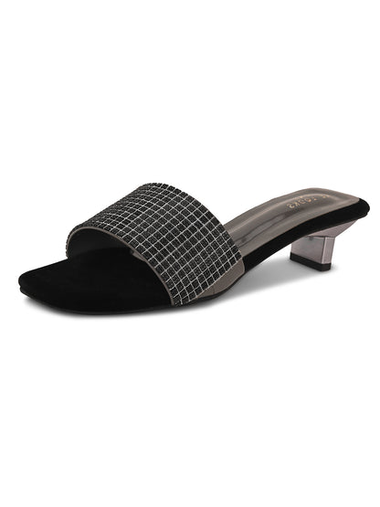 Sophisticated & Classy Grid Design Flat Slippers