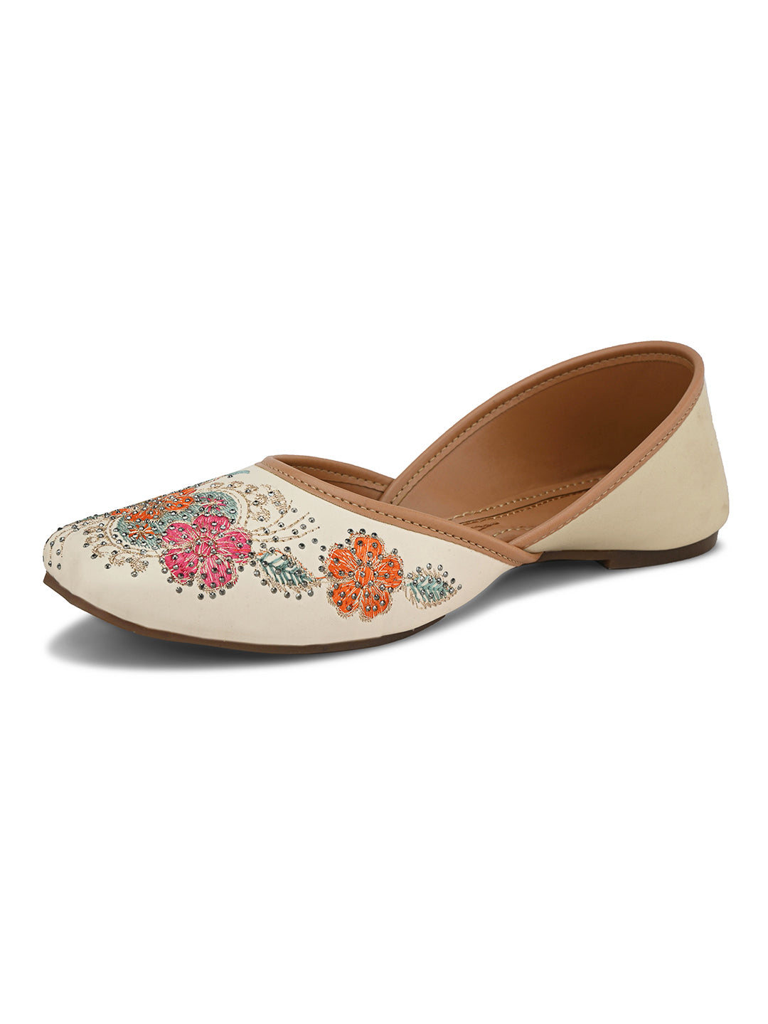 Embroidered Floral Pattern Traditional Juttis