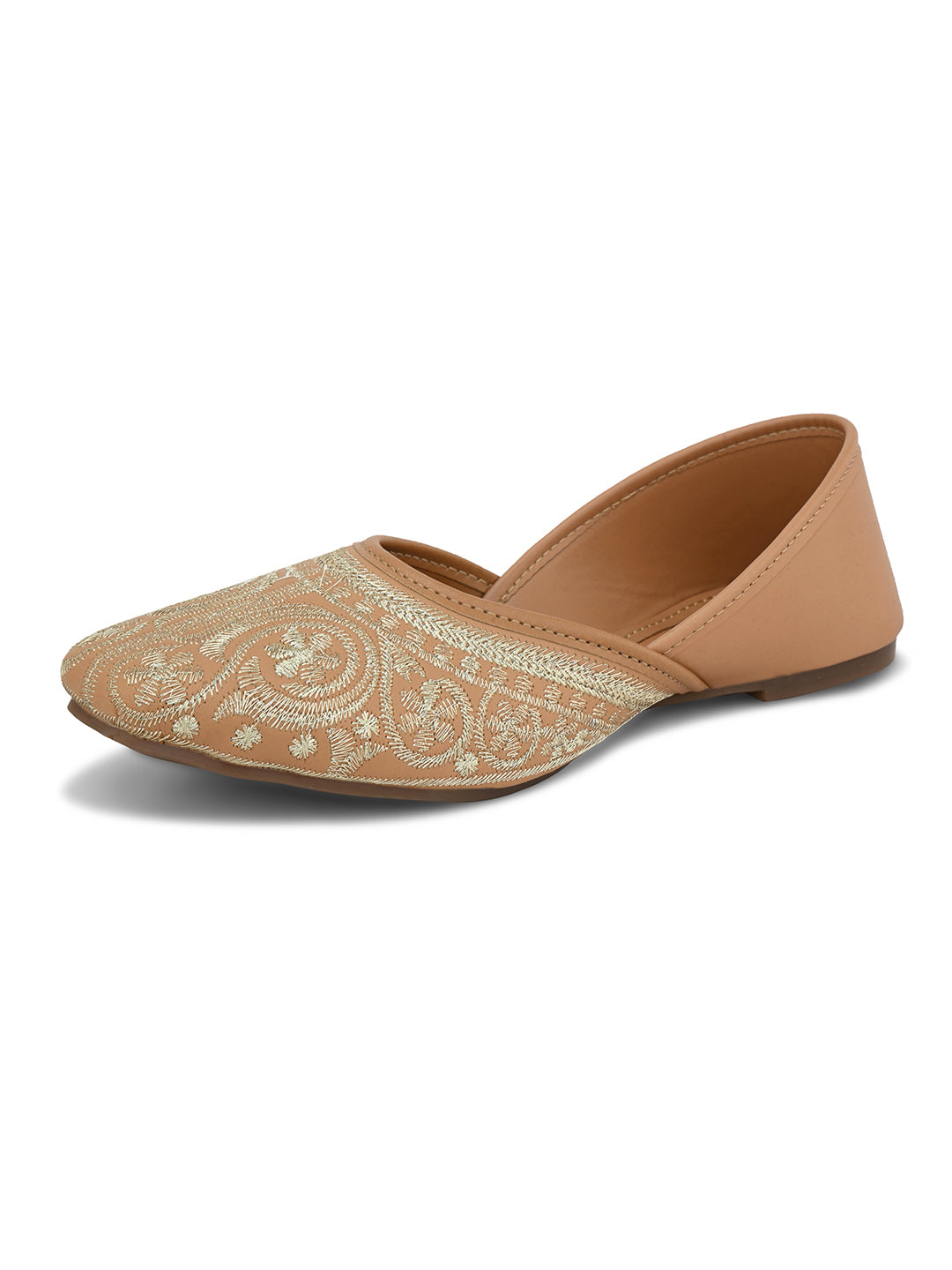 Handcrafted Traditional Design Juttis with Chic Embroidery