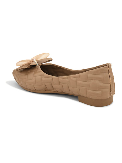 Textured Flats with Mesh Bow – Elegant Design, Comfortable Fit