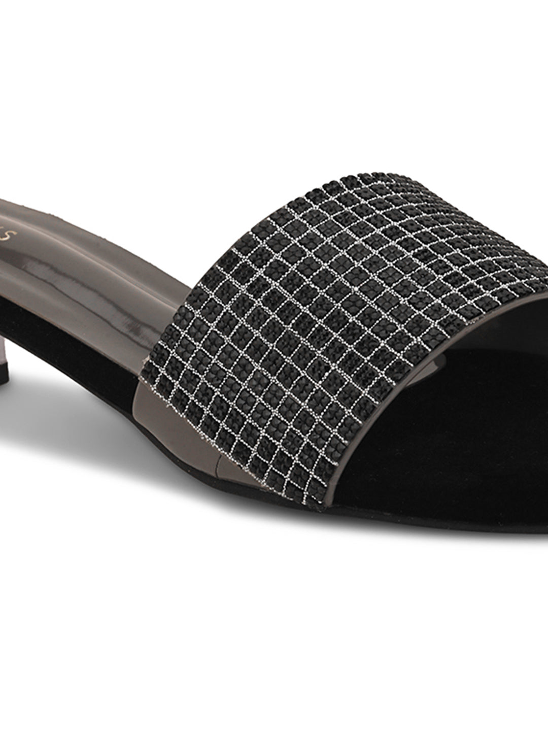 Sophisticated & Classy Grid Design Flat Slippers