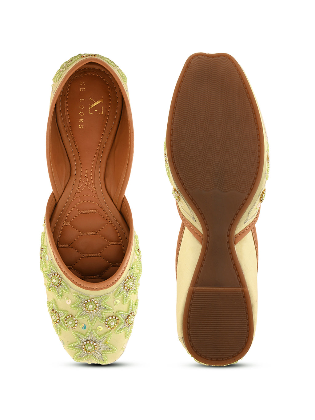 Handcrafted Embroidered Punjabi Juttis