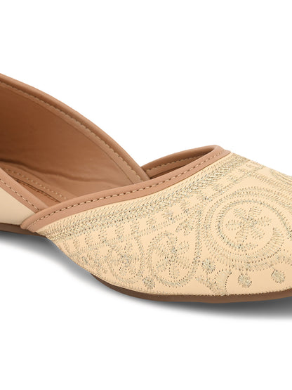 Handcrafted Traditional Design Juttis with Chic Embroidery