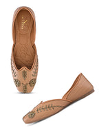 Embroidered Cushioned Square Toe Punjabi Jutti
