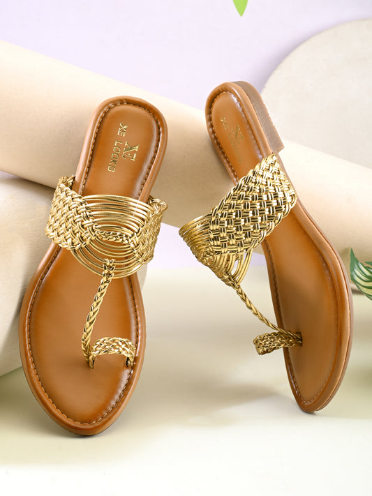 Elegant Woven Toe-Ring Flats for Everyday Comfort