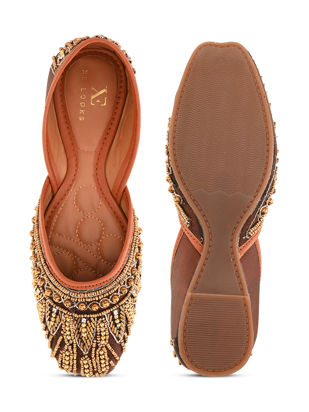 Handcrafted Traditional Design Punjabi Juttis